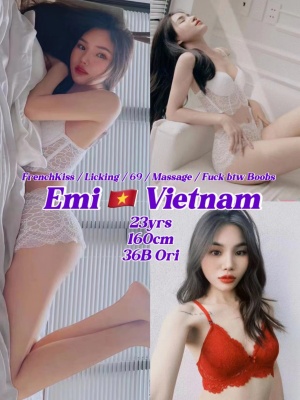 Emi 23yo {36B} Vietnam 🇻🇳 Lady